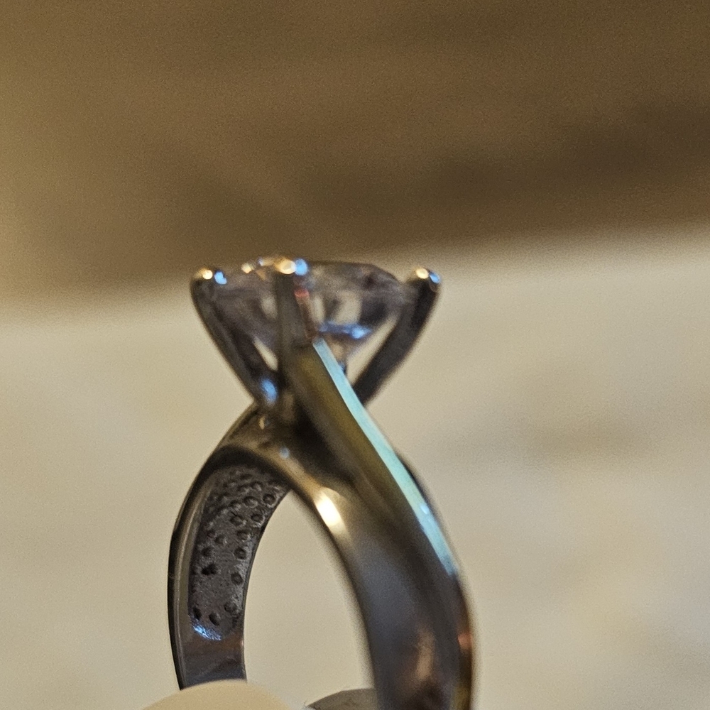 Vintage Engagement Ring Sterling Silver & Two-Tone Cut Clear CZ - Picture 4 of 6